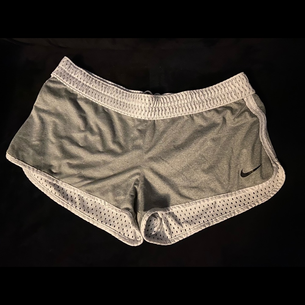 Nike Reversible Athletic Jogging Shorts XL NWOT